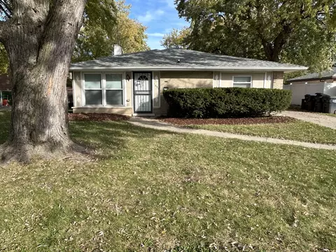 1058 E 161st Pl, South Holland, IL 60473