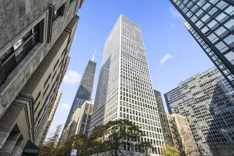 260 E Chestnut St #1511, Chicago, IL 60611
