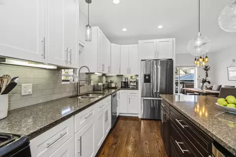 Kitchen - 4055 N Drake Ave, Chicago, IL 60618 photo 2 of 3
