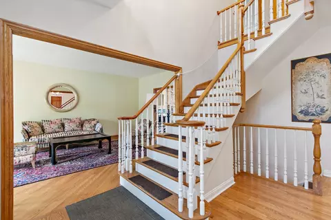 Entry Way - 471 Ford Ln, Bartlett, IL 60103 photo 1 of 5