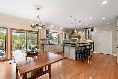 Kitchen - 471 Ford Ln, Bartlett, IL 60103 photo 3 of 5