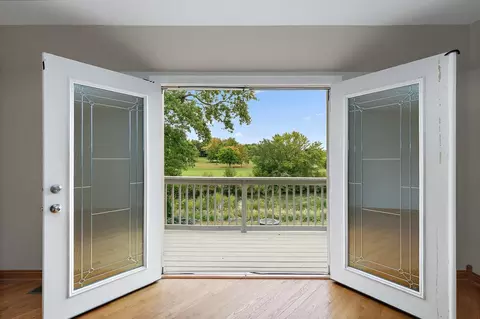 Entry Way - 471 Ford Ln, Bartlett, IL 60103 photo 3 of 5