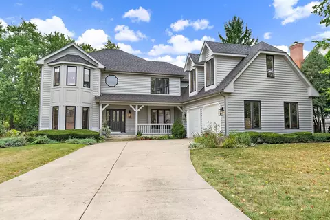 Exterior - 471 Ford Ln, Bartlett, IL 60103 photo 2 of 12