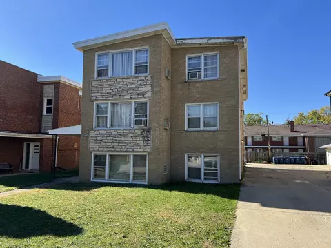 1048 Arnold Ct, Des Plaines, IL 60016