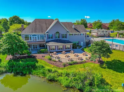 View/Area - 5306 Brier Glen Dr, Plainfield, IL 60586 photo 3 of 10