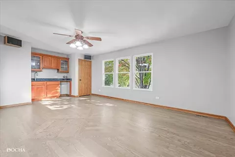 Living - 5306 Brier Glen Dr, Plainfield, IL 60586 photo 6 of 7