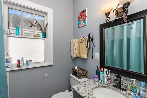 Bath - Undisclosed, Aurora, IL 60505 photo 1 of 1