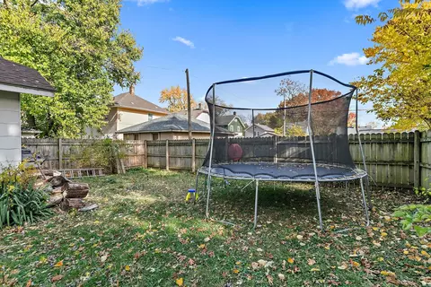 Exterior - Undisclosed, Aurora, IL 60505 photo 4 of 7