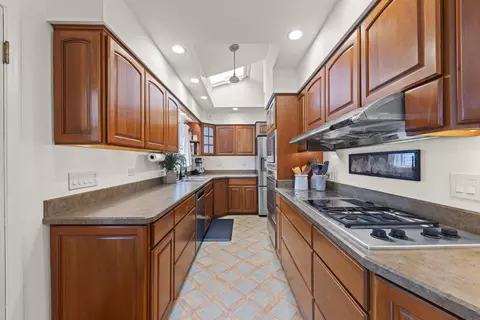 516 Wakeman Ave, Wheaton, IL 60187 photo 13