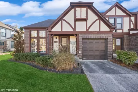 2839 Brighton Ct, Westchester, IL 60154