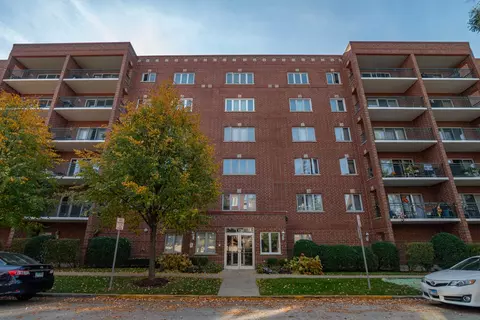 1325 Perry St #507, Des Plaines, IL 60016