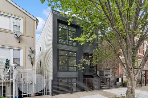 1330 W Cullerton St #3, Chicago, IL 60608