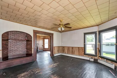 Living - 441 S Second St, Peotone, IL 60468 photo 3 of 3