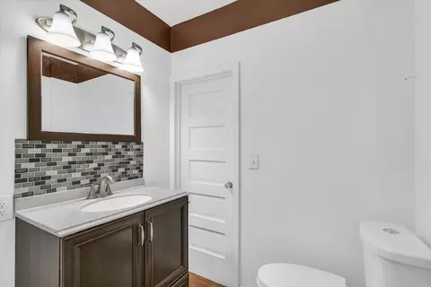 Bath - 126 Elm St, Elliott, IL 60933 photo 4 of 4
