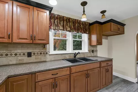 Kitchen - 126 Elm St, Elliott, IL 60933 photo 5 of 8