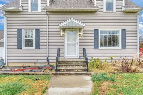 Exterior - 126 Elm St, Elliott, IL 60933 photo 8 of 10