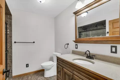 Bath - 126 Elm St, Elliott, IL 60933 photo 2 of 4
