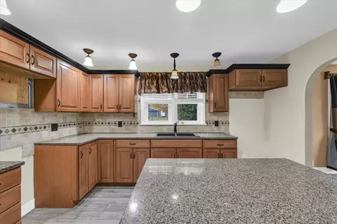 Kitchen - 126 Elm St, Elliott, IL 60933 photo 4 of 8