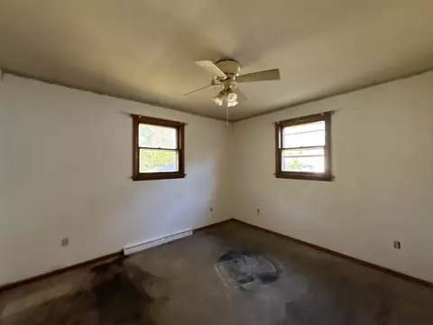 Bedroom - 417 Monroe Ave, Dixon, IL 61021 photo 3 of 6