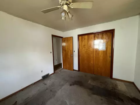 Bedroom - 417 Monroe Ave, Dixon, IL 61021 photo 4 of 6