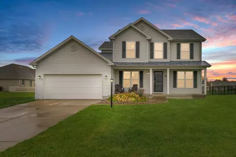 504 N Whitehead St, Tolono, IL 61880