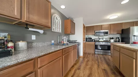 Kitchen - 830 Acadia St, Roscoe, IL 61073 photo 3 of 6