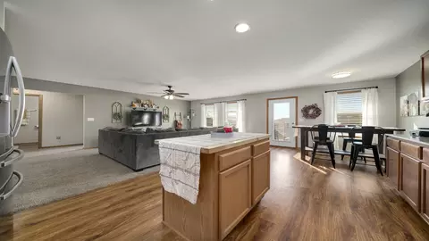 Kitchen - 830 Acadia St, Roscoe, IL 61073 photo 5 of 6