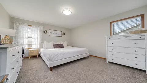 Bedroom - 830 Acadia St, Roscoe, IL 61073 photo 1 of 4