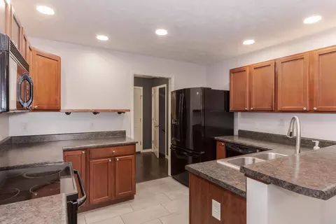 1176 Heron, Normal, IL 61761 photo 11