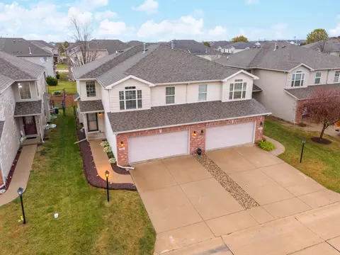 1176 Heron, Normal, IL 61761 photo 2