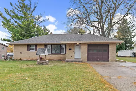 1115 Julien St, Belvidere, IL 61008