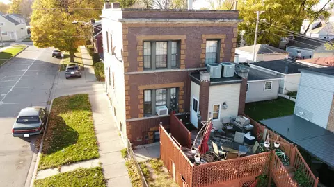 1246 East Ave, Berwyn, IL 60402