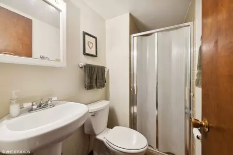 540 Stevens Ct, Sleepy Hollow, IL 60118 photo 9