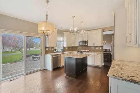 3 Quayside Ct, Algonquin, IL 60102 photo 9