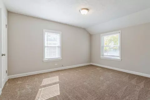 Bedroom - 779 S Wolf Rd, Des Plaines, IL 60016 photo 2 of 2