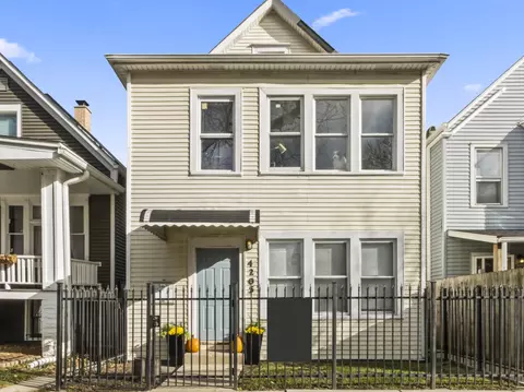 4205 N Bernard St, Chicago, IL 60618