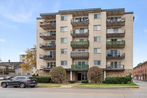 7314 Randolph St #3H, Forest Park, IL 60130