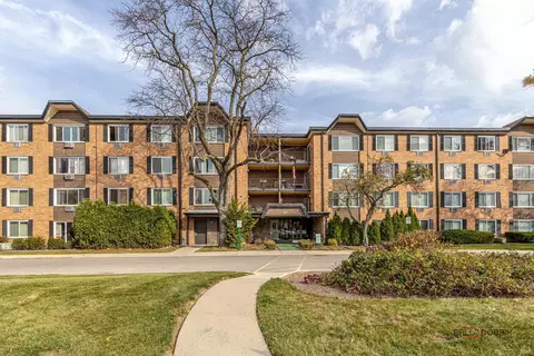 1207 S Old Wilke Rd #306, Arlington Heights, IL 60005