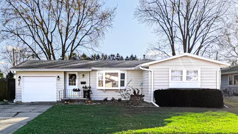 620 Ball Ave, Dekalb, IL 60115