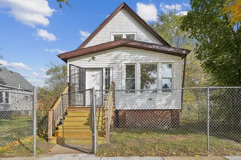 11321 S Yale Ave, Chicago, IL 60628