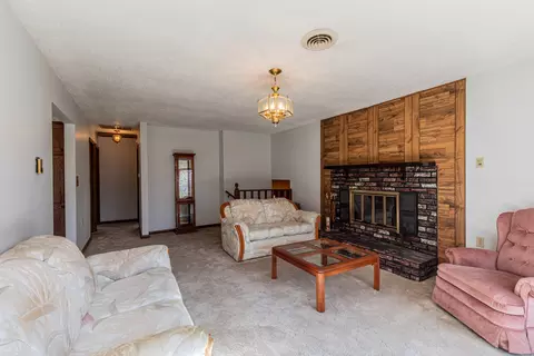 19 Acapulco Dr, Putnam, IL 61560 photo 2