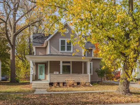 505 N School St, Normal, IL 61761