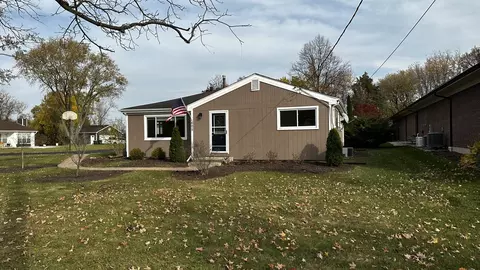 605 S Benton St, Palatine, IL 60067