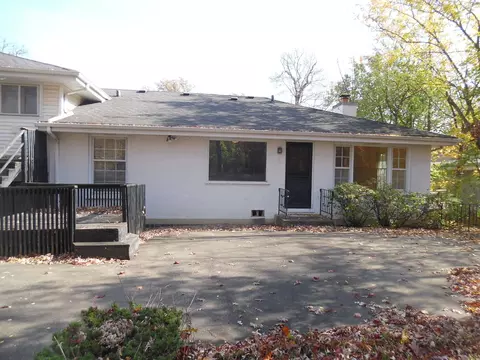 Exterior - 56 Forest Trl, Oak Brook, IL 60523 photo 5 of 6