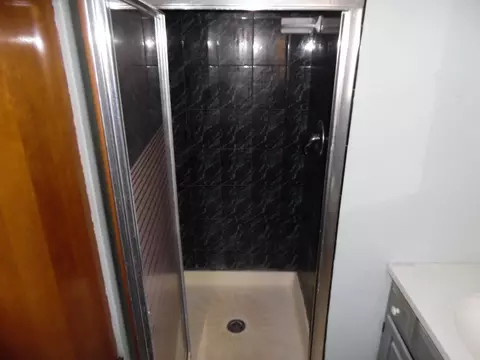 Bath - 56 Forest Trl, Oak Brook, IL 60523 photo 3 of 5