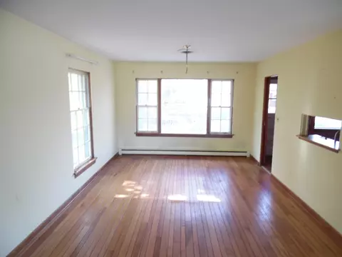 Living - 56 Forest Trl, Oak Brook, IL 60523 photo 3 of 3