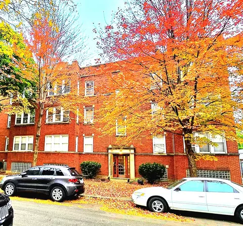 3707 W Cullom Ave #C, Chicago, IL 60618