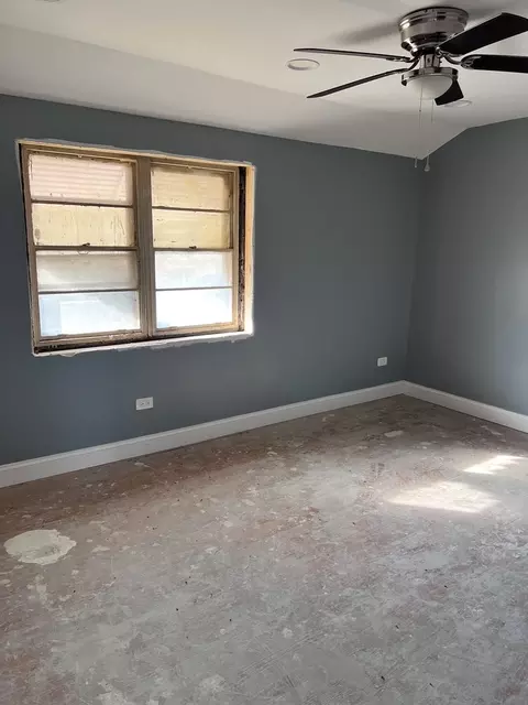2130 E 98th Pl, Chicago, IL 60617 photo 5