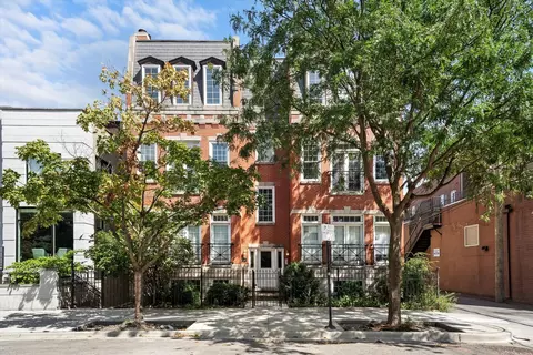 1617 N Hermitage Ave #2N, Chicago, IL 60622