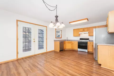 2000 Union Mill Dr, Aurora, IL 60503 photo 6